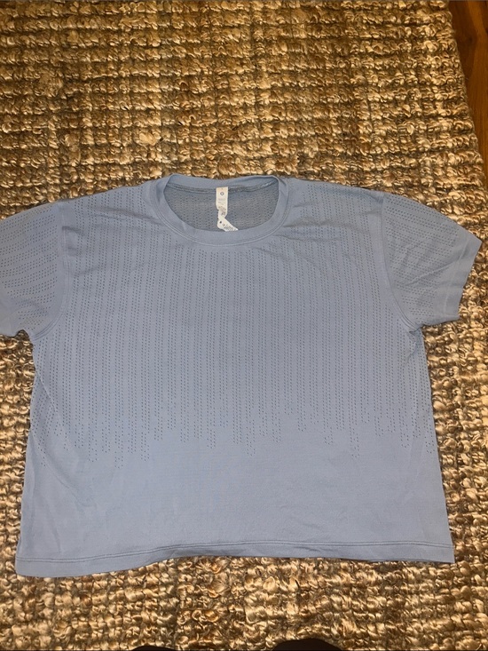 lululemon athletica Tops - Lululemon Train to Be shortsleeve 8 grey blue